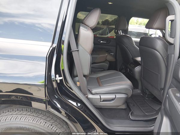 2025 NISSAN ARMADA SL 2WD — I8