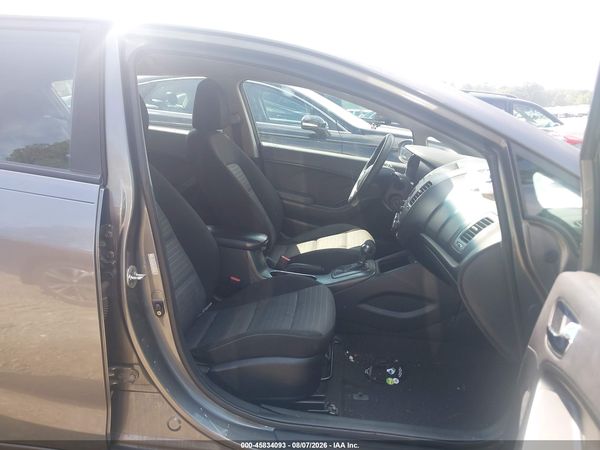 2016 KIA FORTE LX