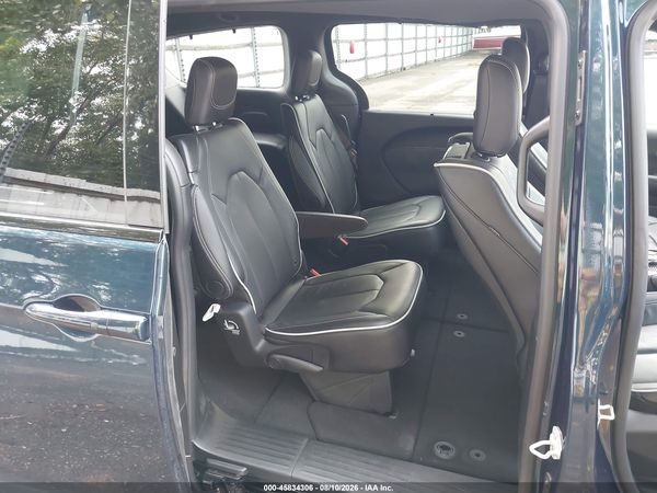 2025 CHRYSLER PACIFICA LIMITED AWD