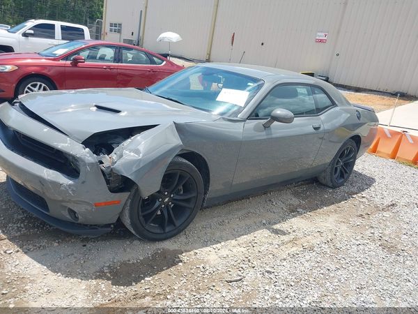 2018 DODGE CHALLENGER SXT