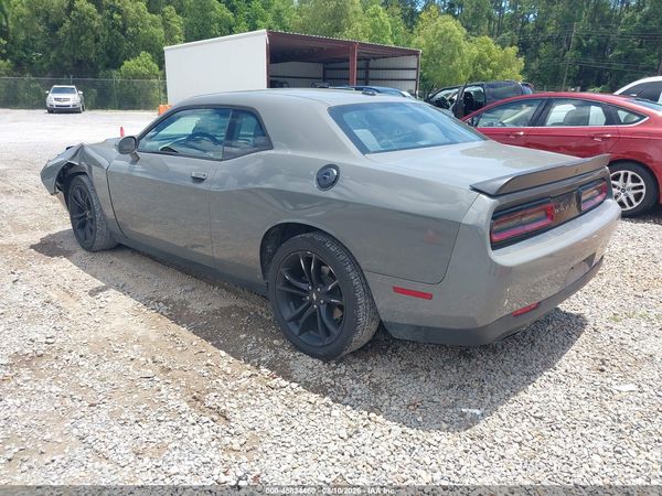 2018 DODGE CHALLENGER SXT