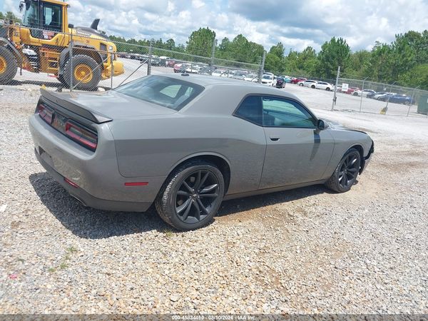 2018 DODGE CHALLENGER SXT
