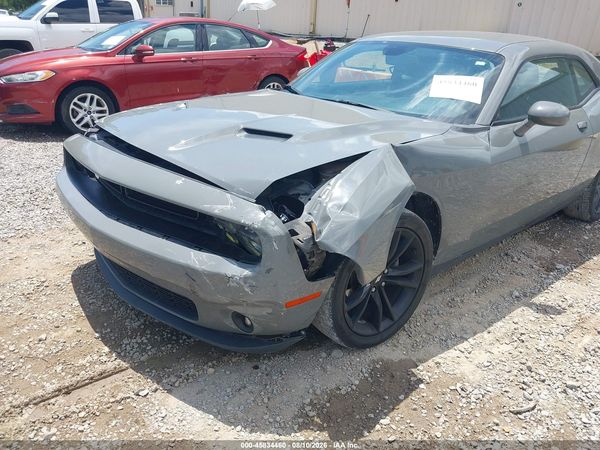 2018 DODGE CHALLENGER SXT