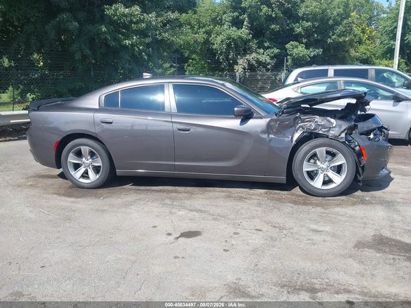 2016 DODGE CHARGER SXT