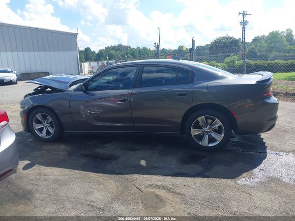 2016 DODGE CHARGER SXT
