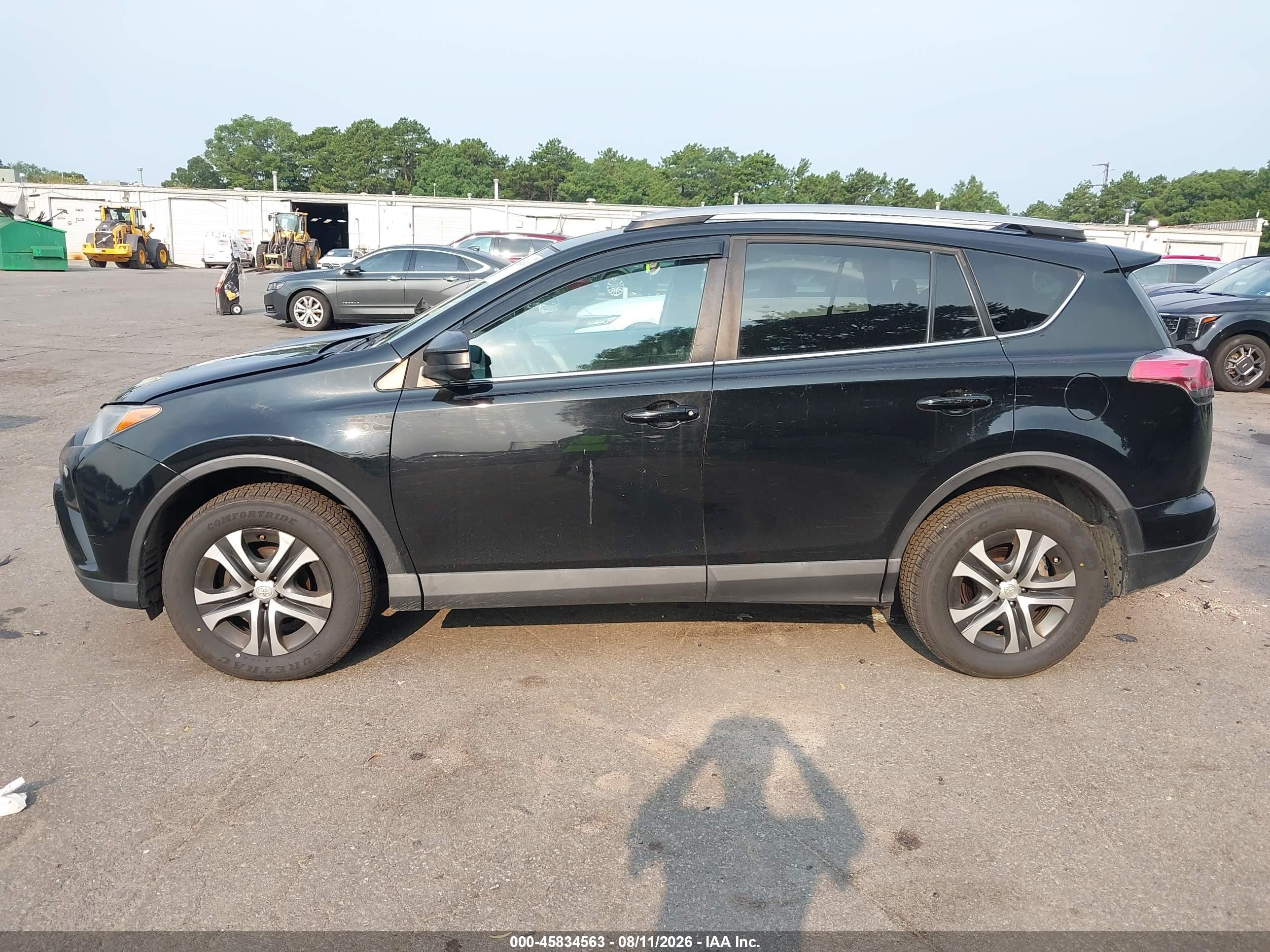 2018 TOYOTA RAV4 LE