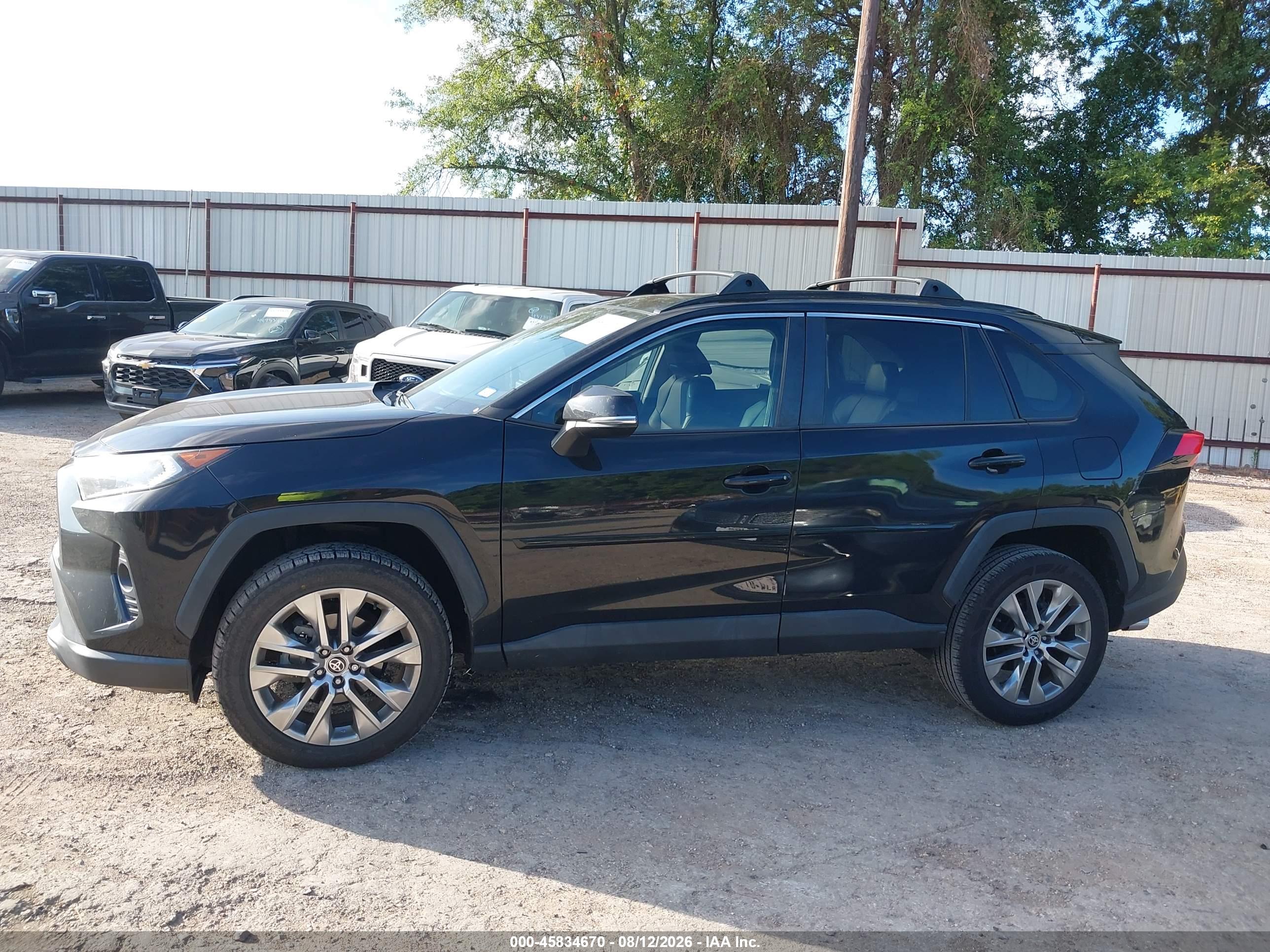 2021 TOYOTA RAV4 XLE PREMIUM