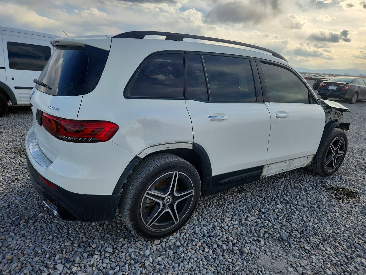 2020 MERCEDES-BENZ GLB GLB250-4M