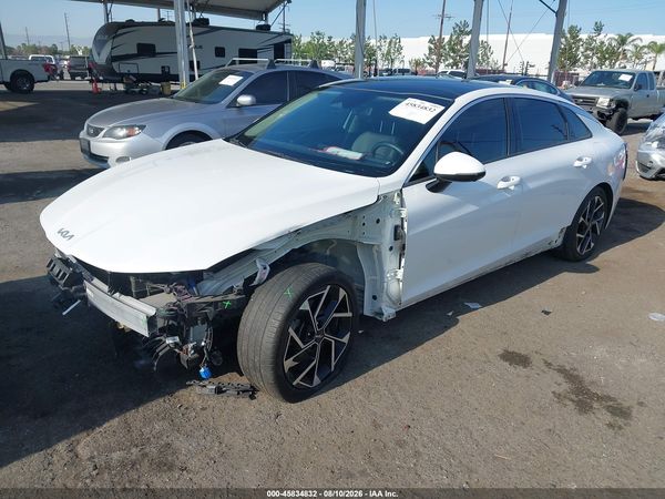2025 KIA K5 EX