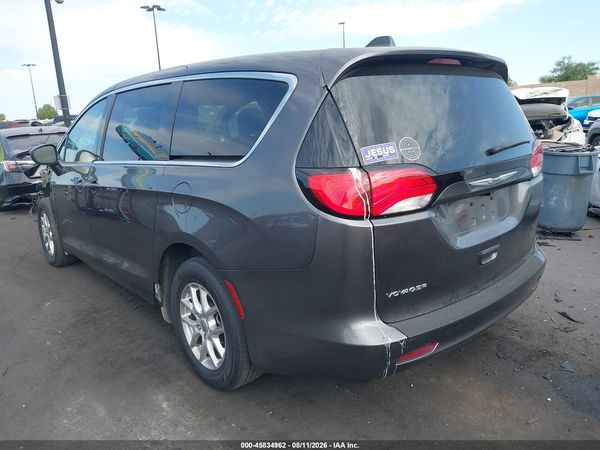 2022 CHRYSLER VOYAGER LX