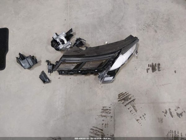 2025 HYUNDAI PALISADE SEL PREMIUM 8P
