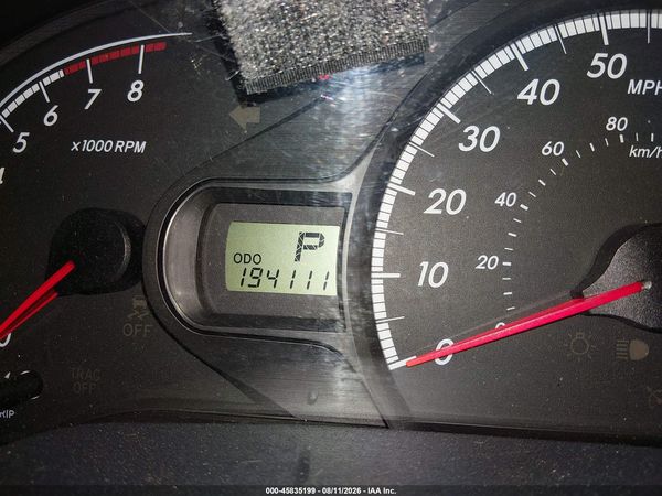 2013 TOYOTA SIENNA LE V6 8 PASSENGER — I118