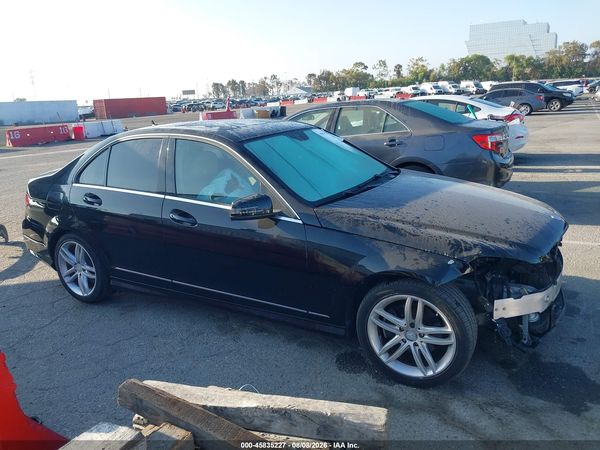 2013 MERCEDES-BENZ C 250 SPORT