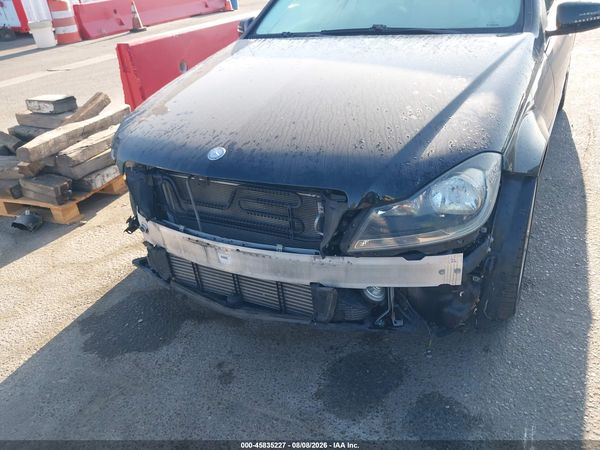 2013 MERCEDES-BENZ C 250 SPORT