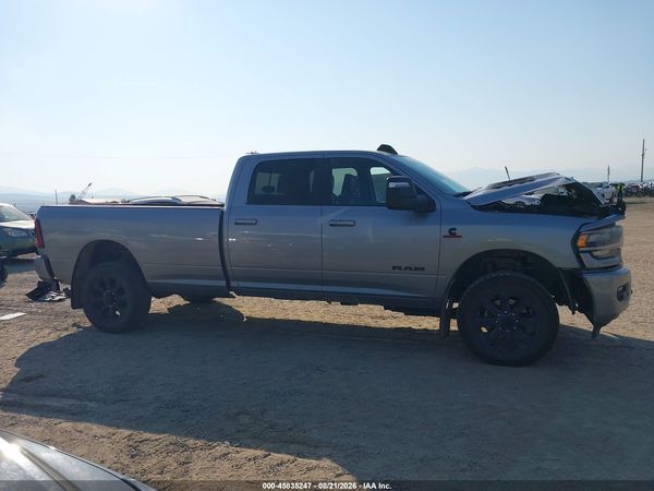 2023 RAM 3500 LARAMIE  4X4 8' BOX