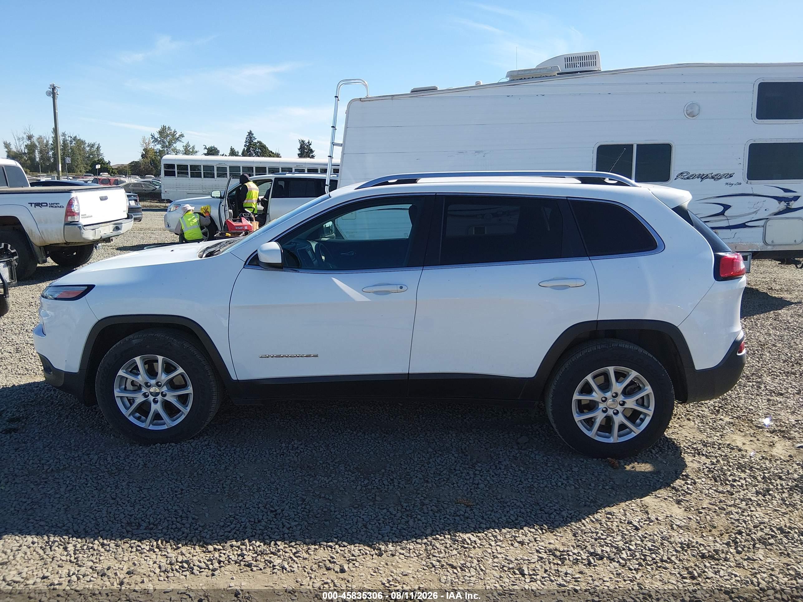 2018 JEEP CHEROKEE LATITUDE 4X4