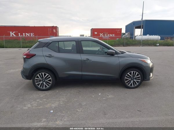 2022 NISSAN KICKS SV XTRONIC CVT