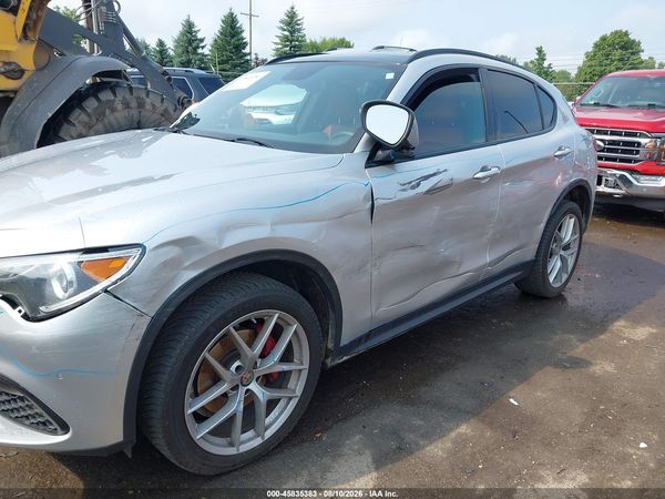 2018 ALFA ROMEO STELVIO TI SPORT AWD