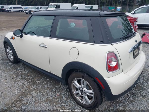 2013 MINI HARDTOP COOPER