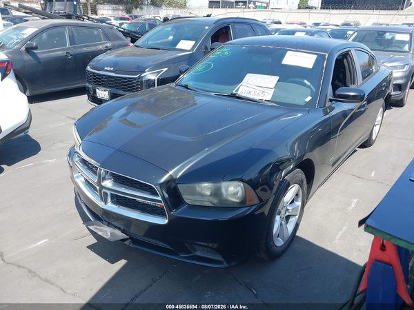 2012 DODGE CHARGER SE