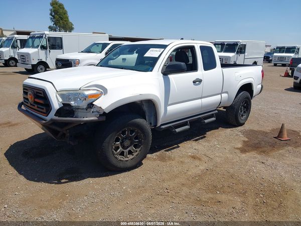 2019 TOYOTA TACOMA SR
