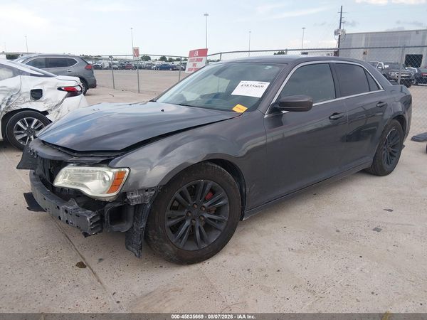 2016 CHRYSLER 300 LIMITED