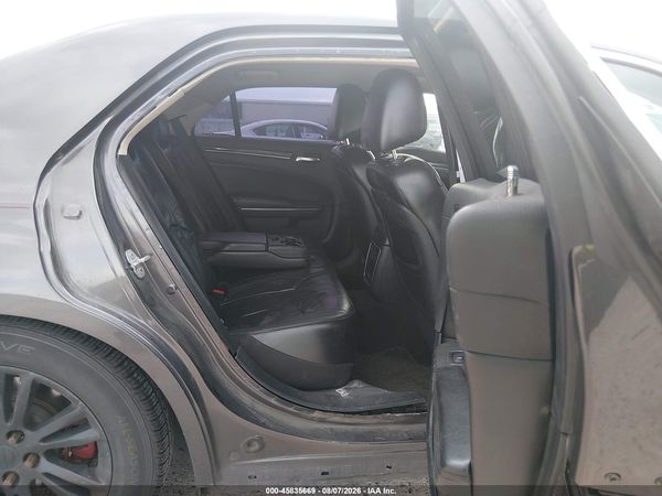 2016 CHRYSLER 300 LIMITED