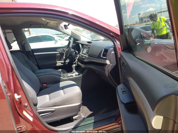 2019 TOYOTA HIGHLANDER LE