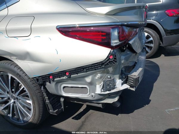 2022 LEXUS ES 300H 300h Premium