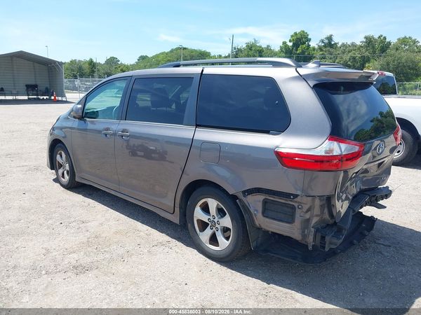 2018 TOYOTA SIENNA LE 8 PASSENGER — I3