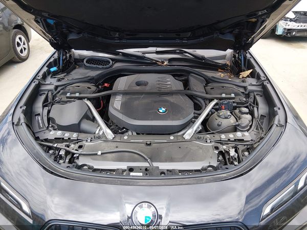 2025 BMW 740I