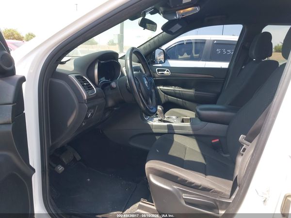 2018 JEEP GRAND CHEROKEE LAREDO 4X2