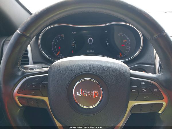 2018 JEEP GRAND CHEROKEE LAREDO 4X2