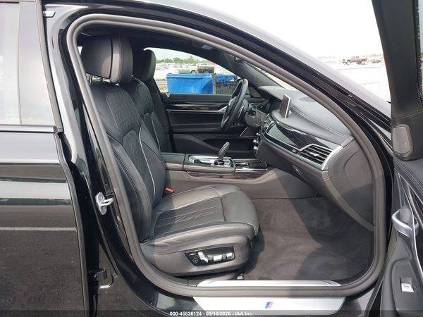 2022 BMW 750 I XDRIVE