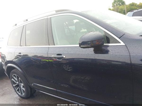 2017 VOLVO XC90 T6 MOMENTUM