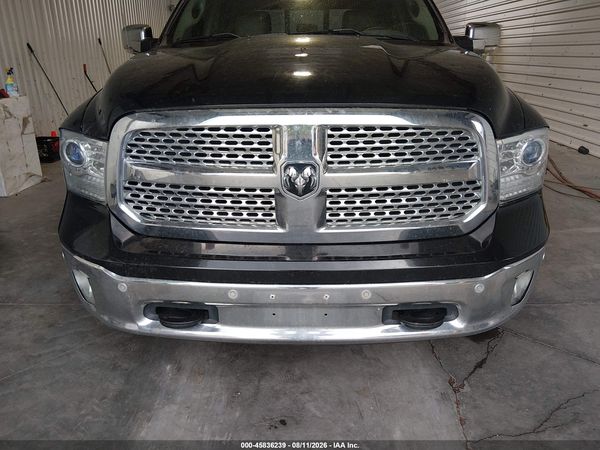 2017 RAM 1500 LARAMIE  4X4 5'7 BOX