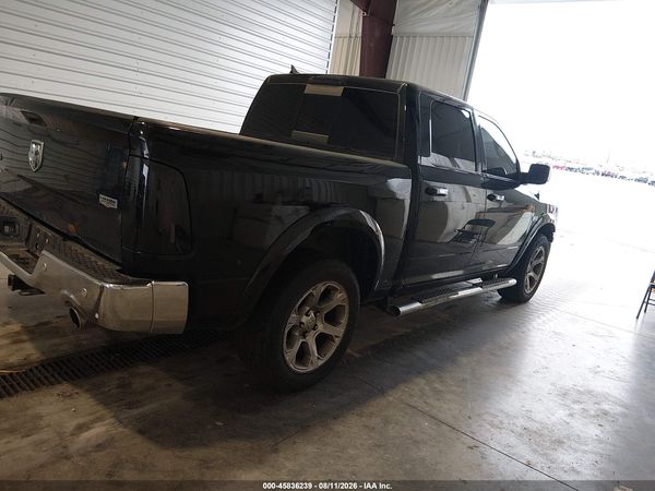2017 RAM 1500 LARAMIE  4X4 5'7 BOX