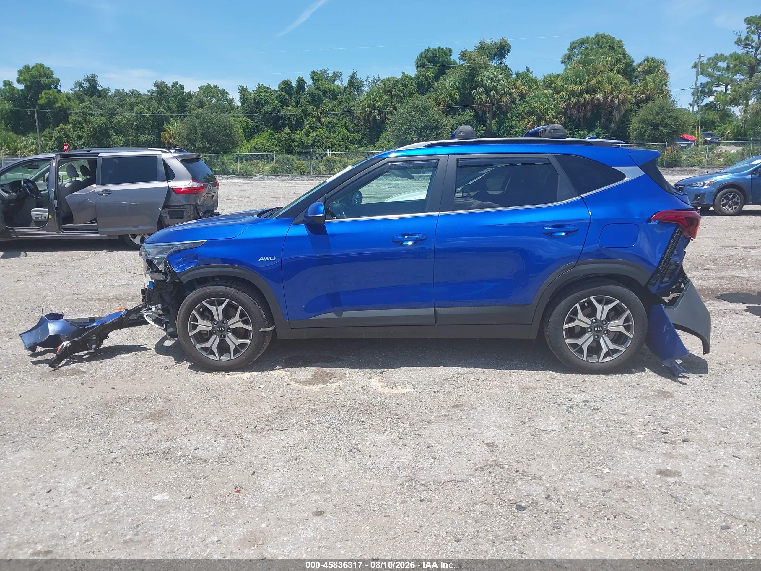 2021 KIA SELTOS EX