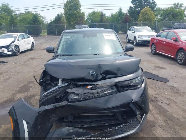 2023 KIA SOUL S