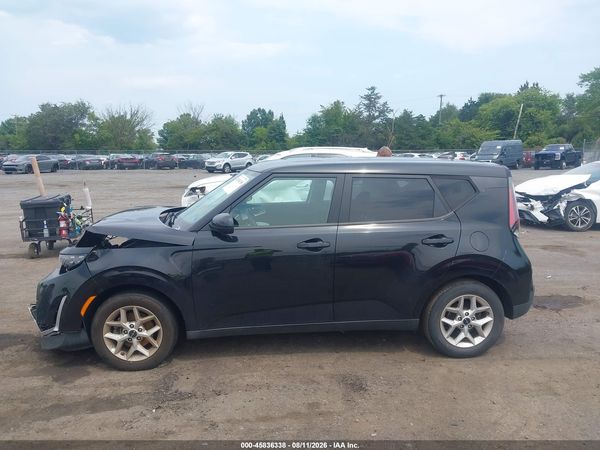 2023 KIA SOUL S