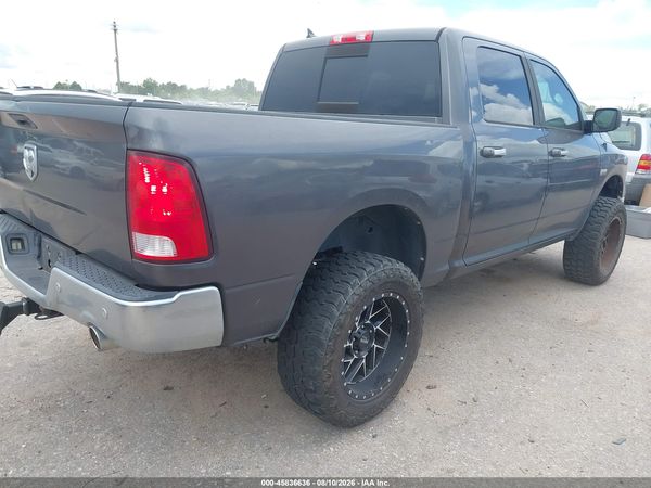 2016 RAM 1500 SLT