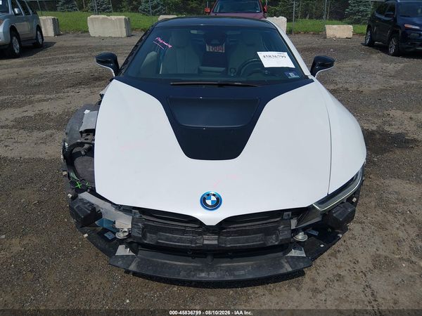 2015 BMW I8