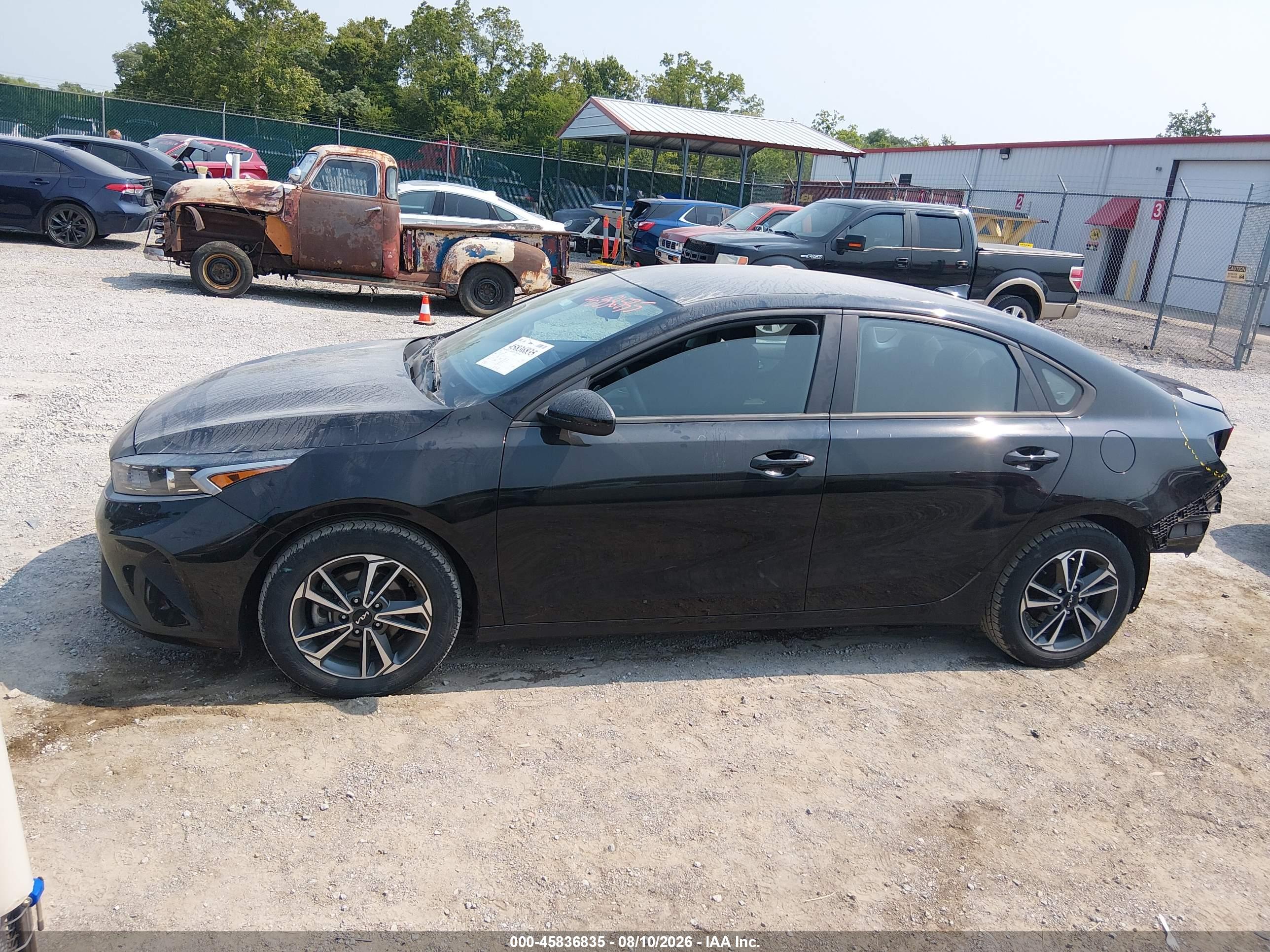 2023 KIA FORTE LXS