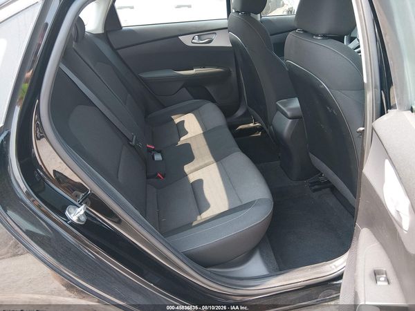2023 KIA FORTE LXS