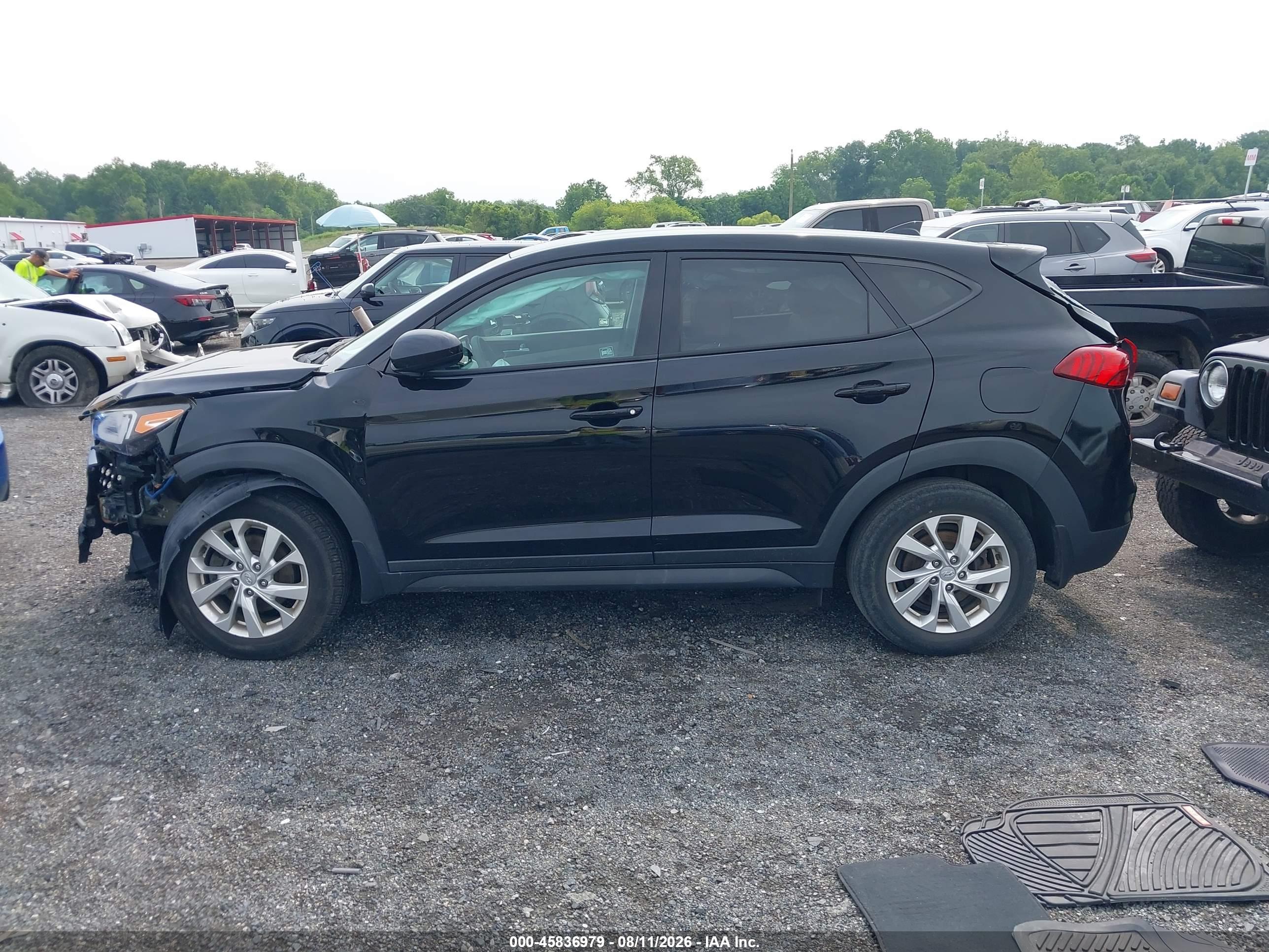 2019 HYUNDAI TUCSON SE