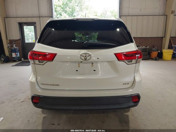 2019 TOYOTA HIGHLANDER XLE