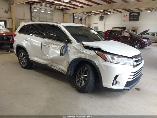 2019 TOYOTA HIGHLANDER XLE