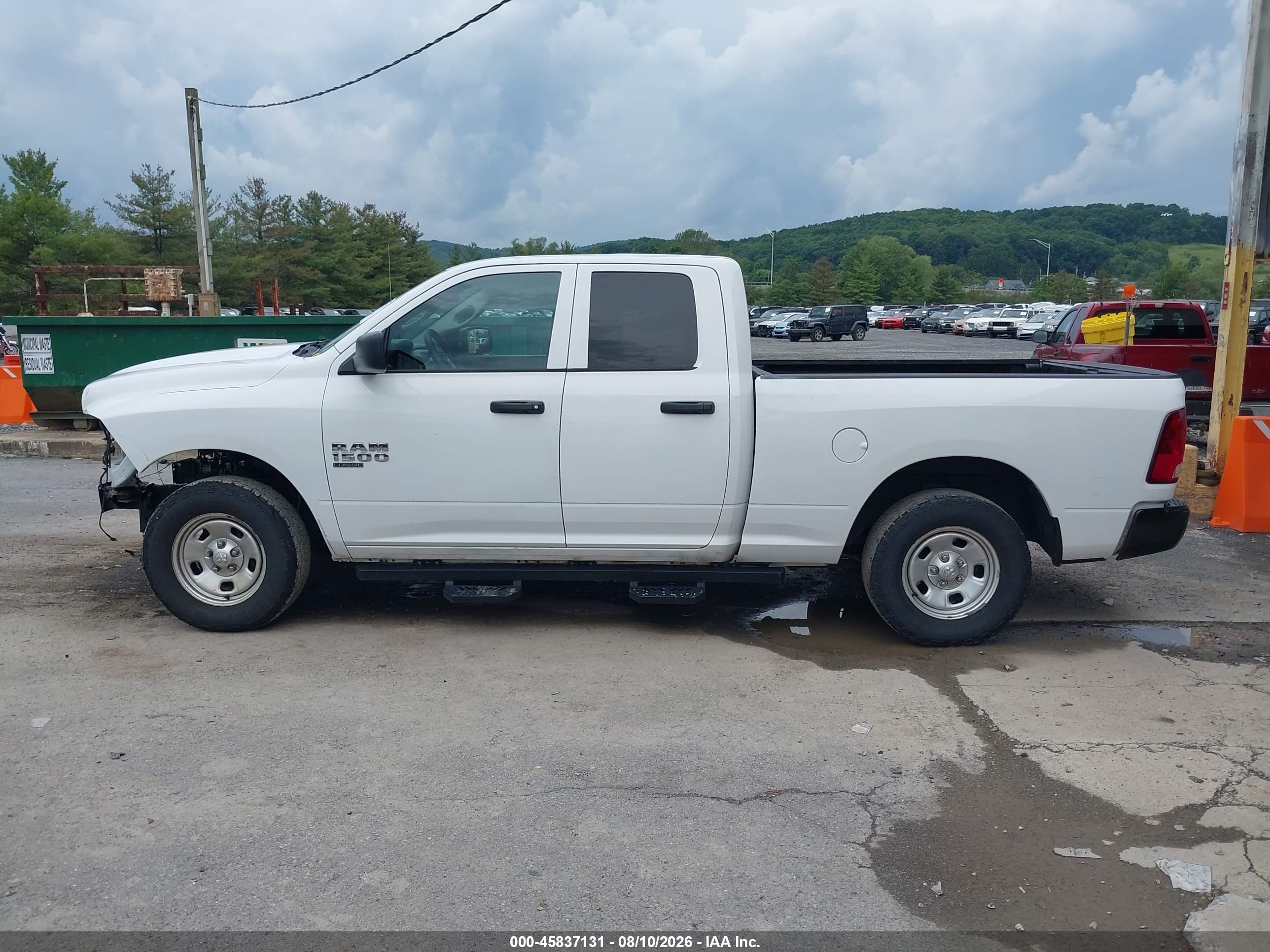 2019 RAM 1500 CLASSIC TRADESMAN  4X4 6'4 BOX