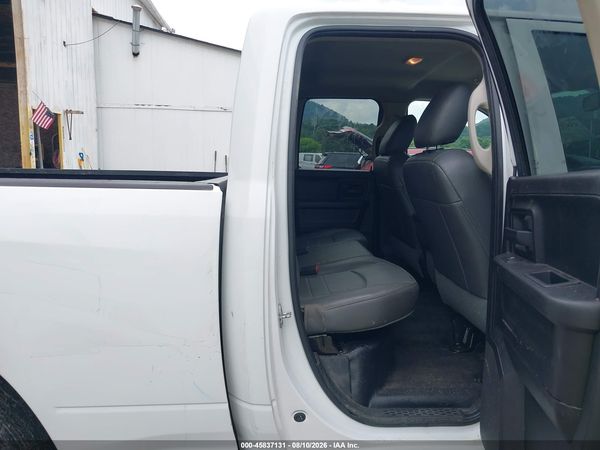 2019 RAM 1500 CLASSIC TRADESMAN  4X4 6'4 BOX