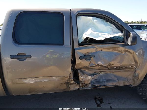 2013 CHEVROLET SILVERADO C1500 LT — I116